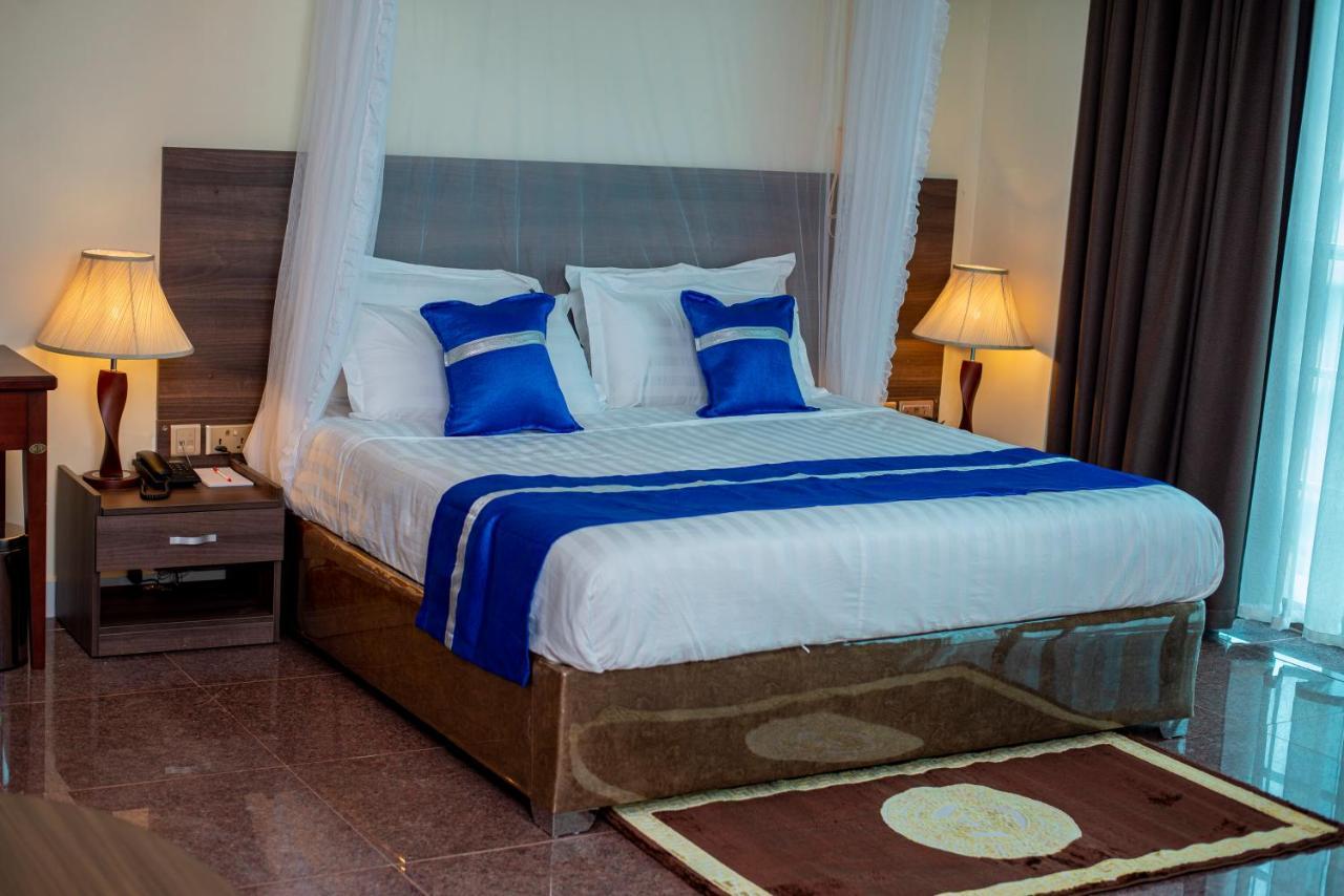 Koki Hotel Kampala Exteriör bild