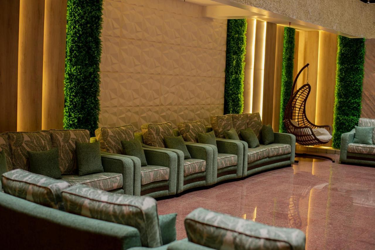 Koki Hotel Kampala Exteriör bild