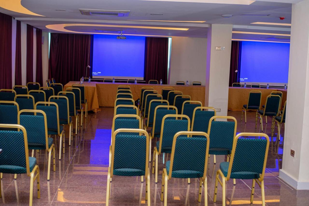 Koki Hotel Kampala Exteriör bild