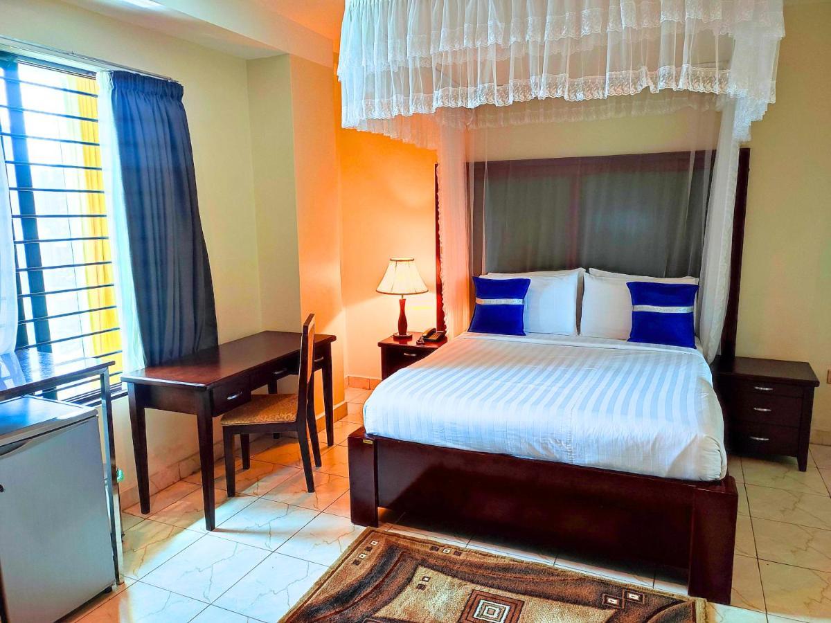 Koki Hotel Kampala Exteriör bild