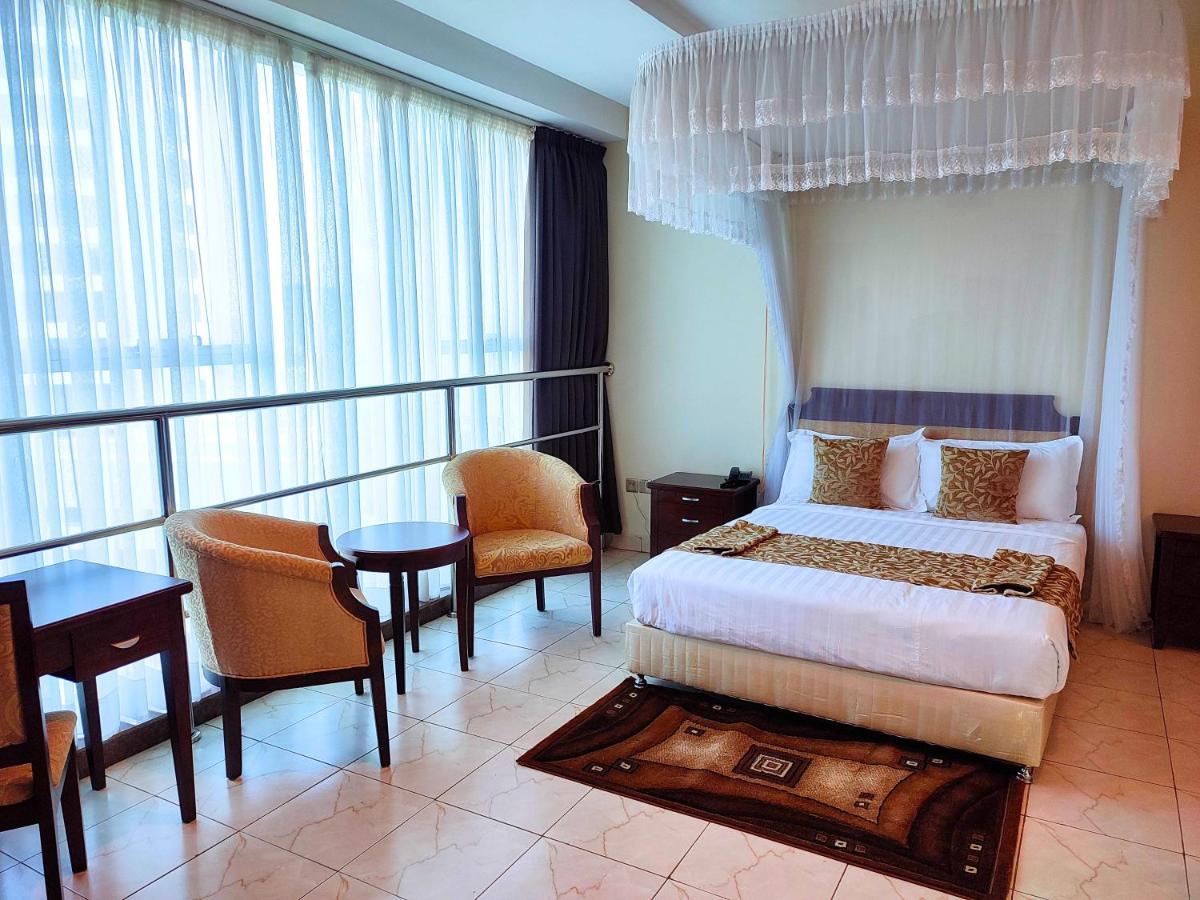 Koki Hotel Kampala Exteriör bild