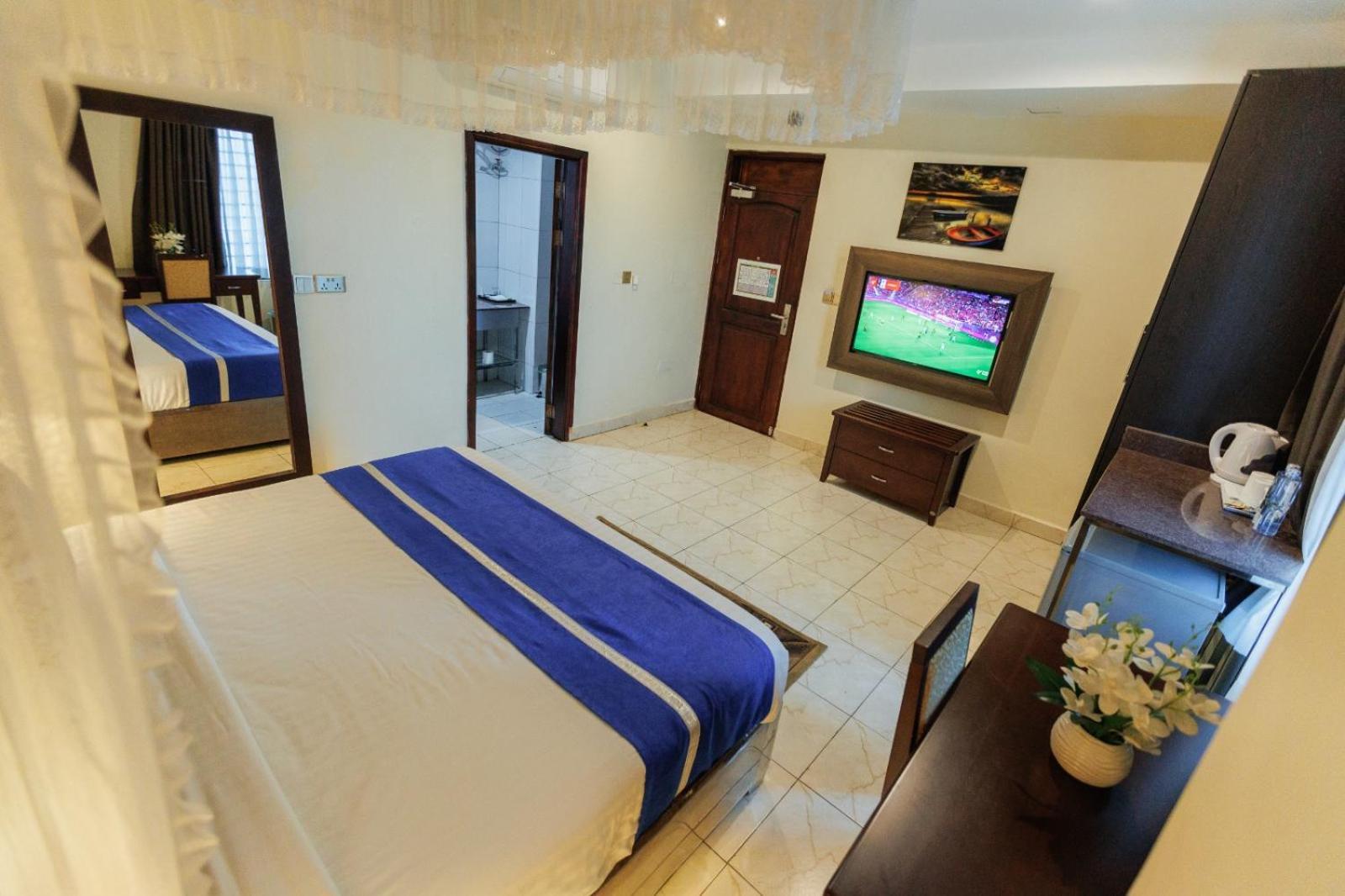 Koki Hotel Kampala Exteriör bild