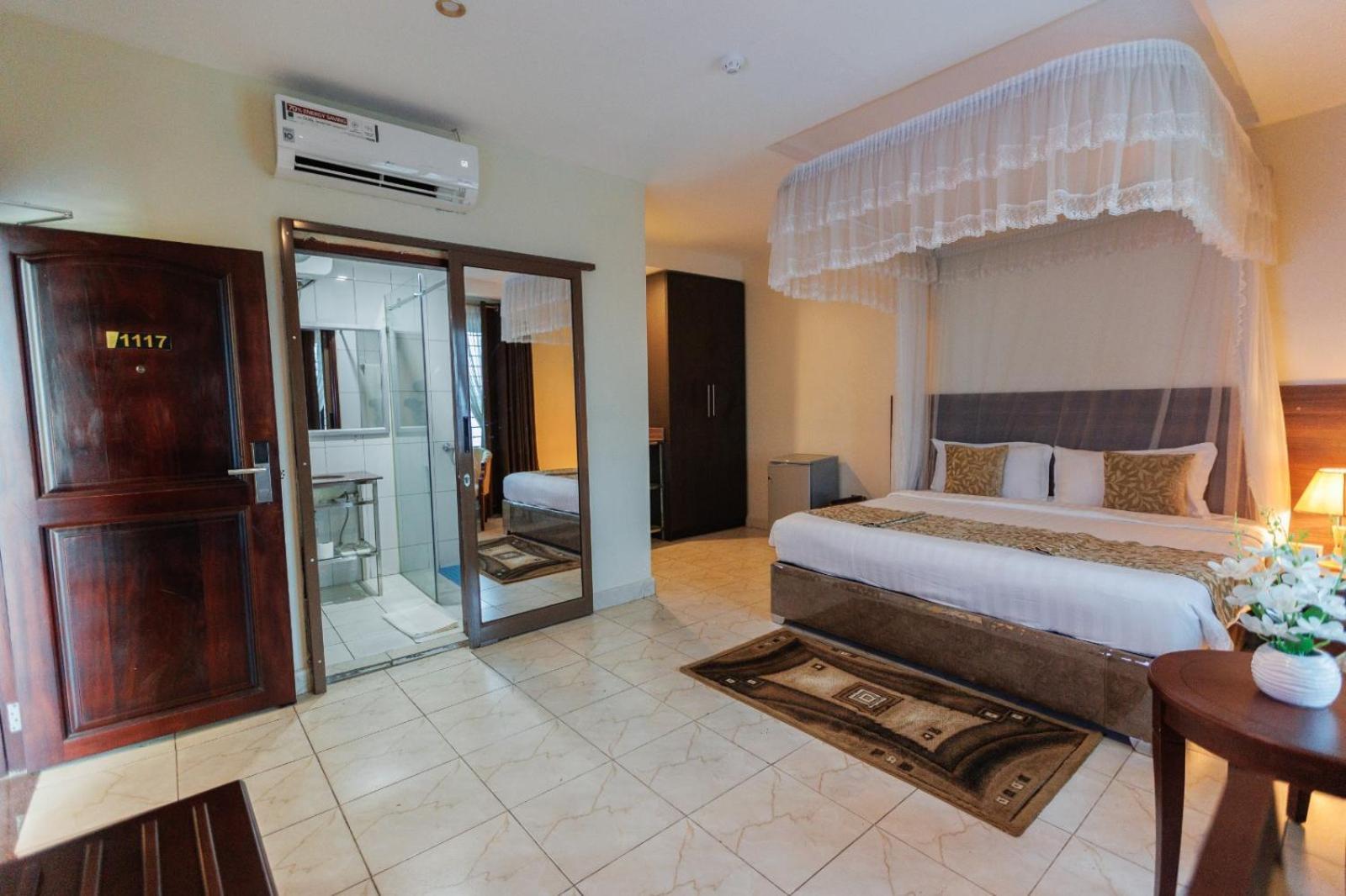 Koki Hotel Kampala Exteriör bild