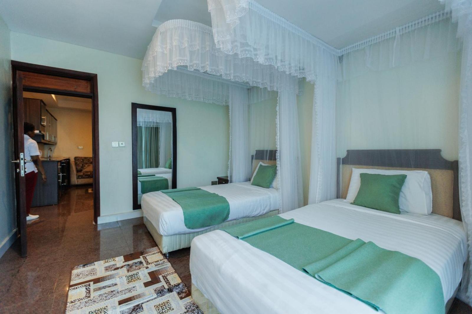 Koki Hotel Kampala Exteriör bild