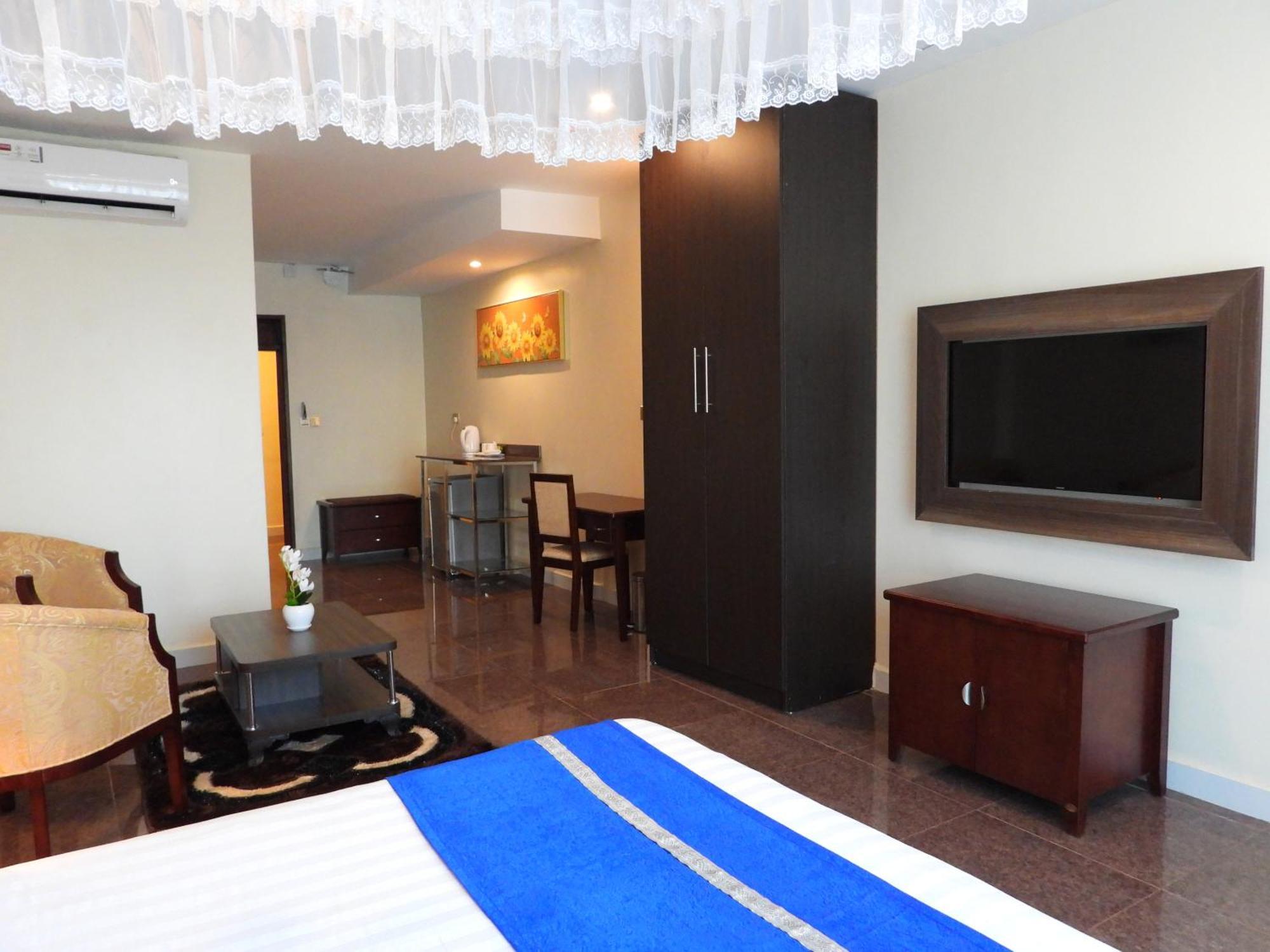 Koki Hotel Kampala Exteriör bild