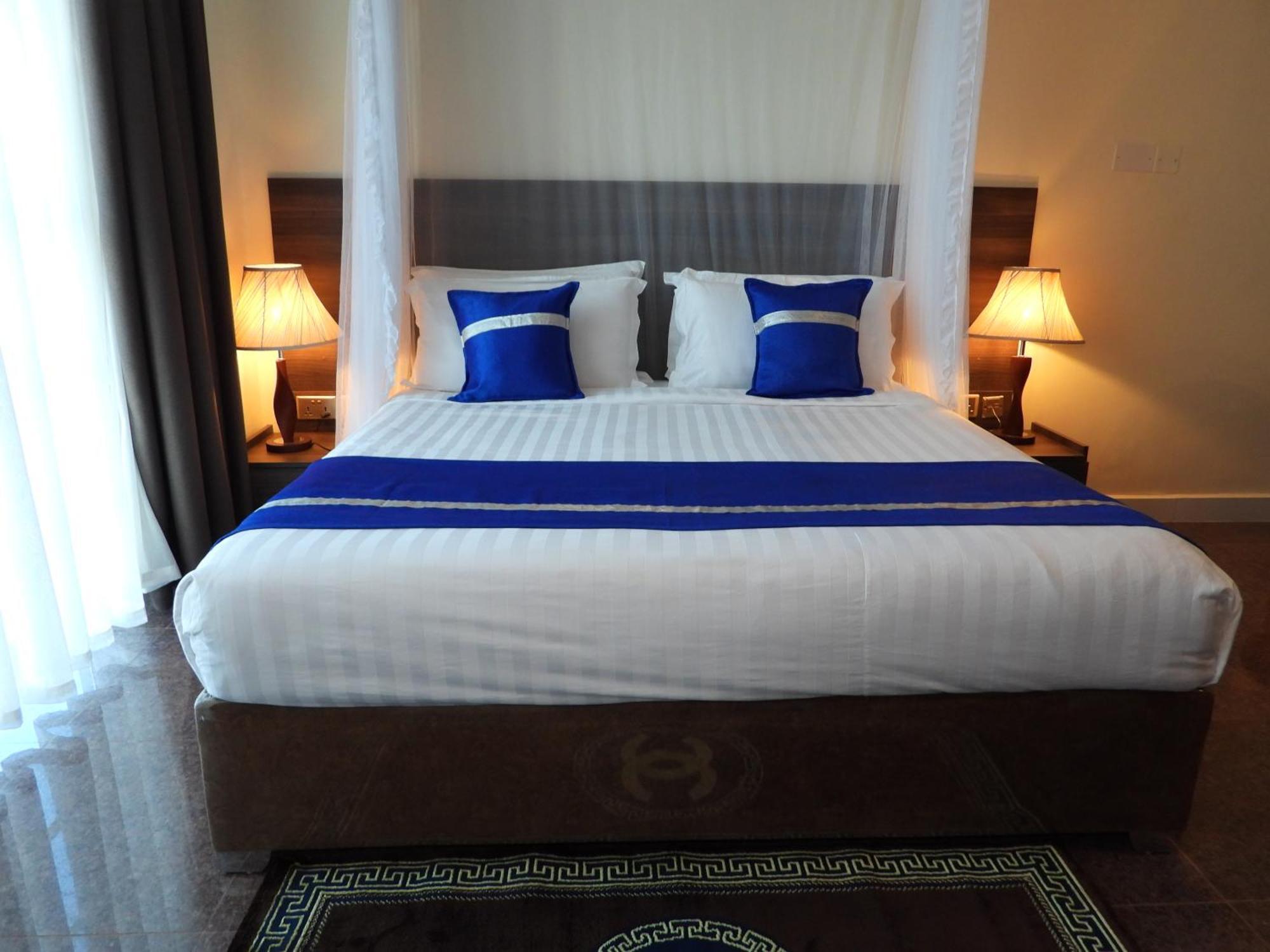 Koki Hotel Kampala Exteriör bild