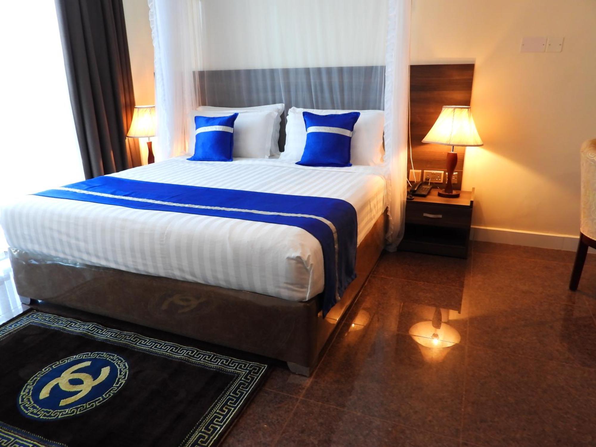 Koki Hotel Kampala Exteriör bild