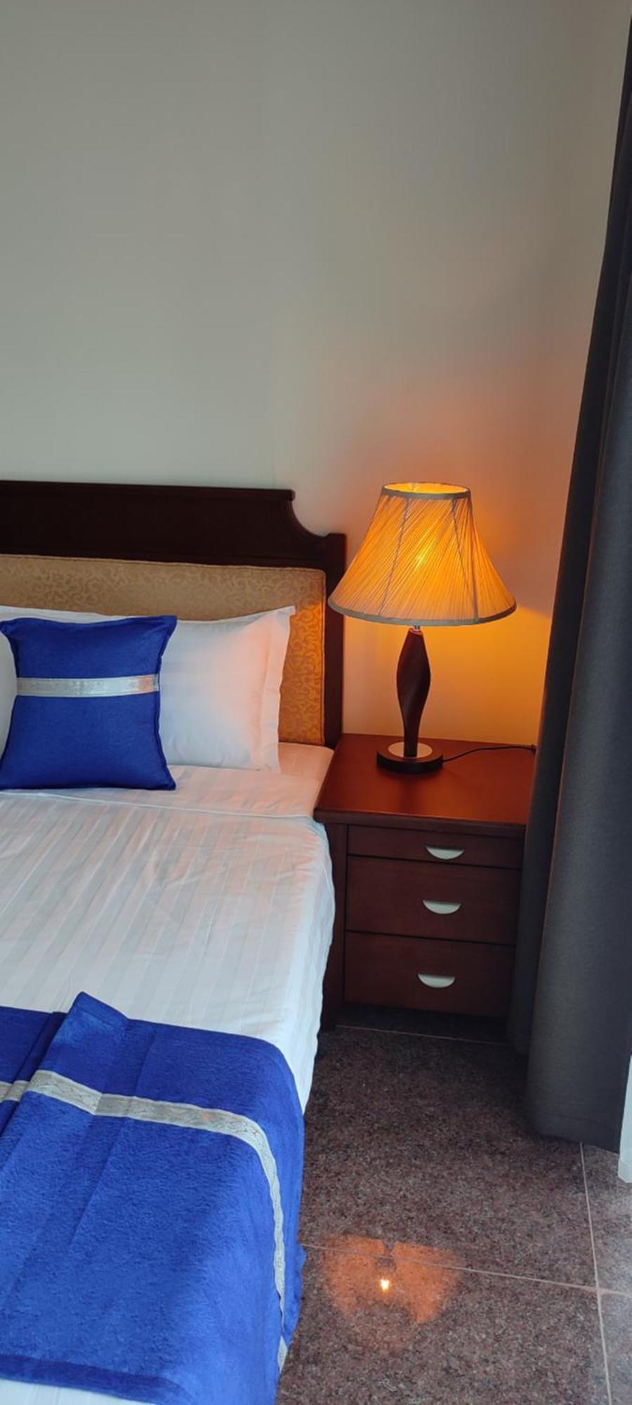Koki Hotel Kampala Exteriör bild